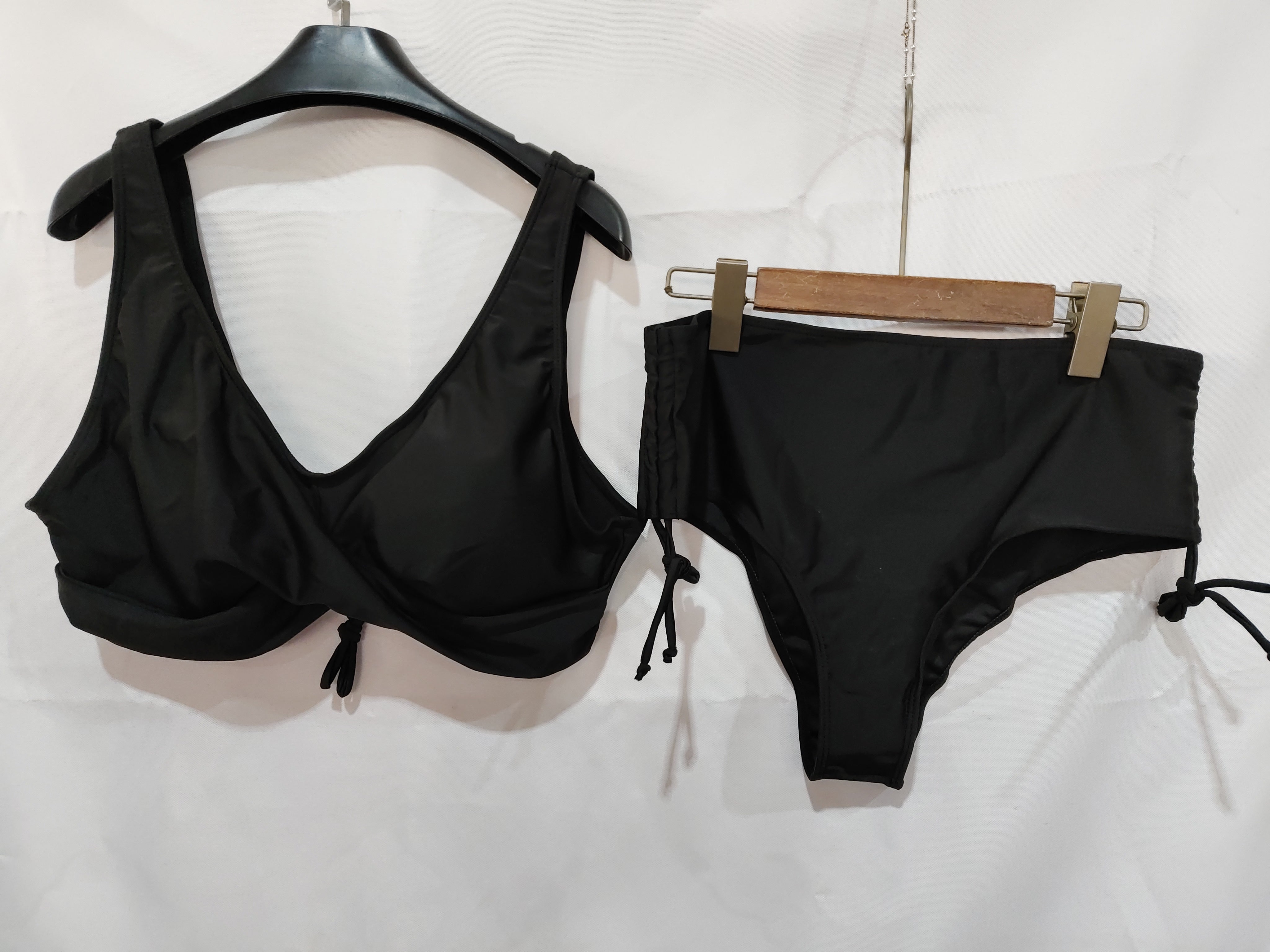 Fashion Strappy Bikini Swimsuit Woman