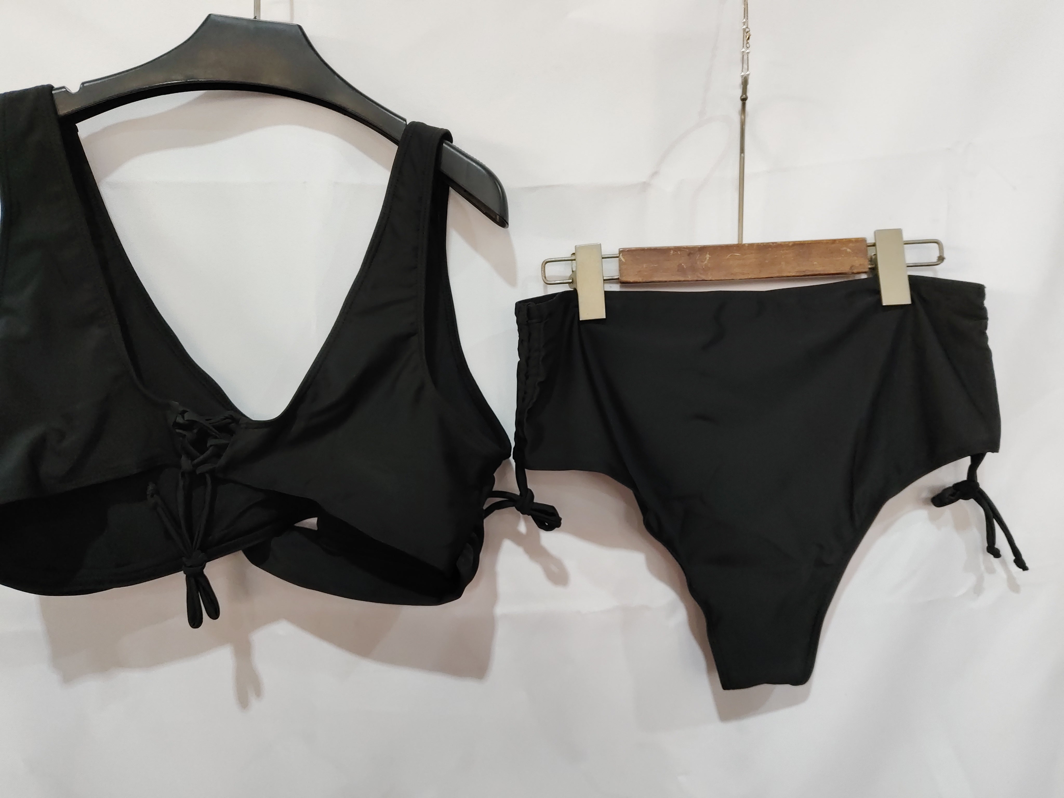 Fashion Strappy Bikini Swimsuit Woman