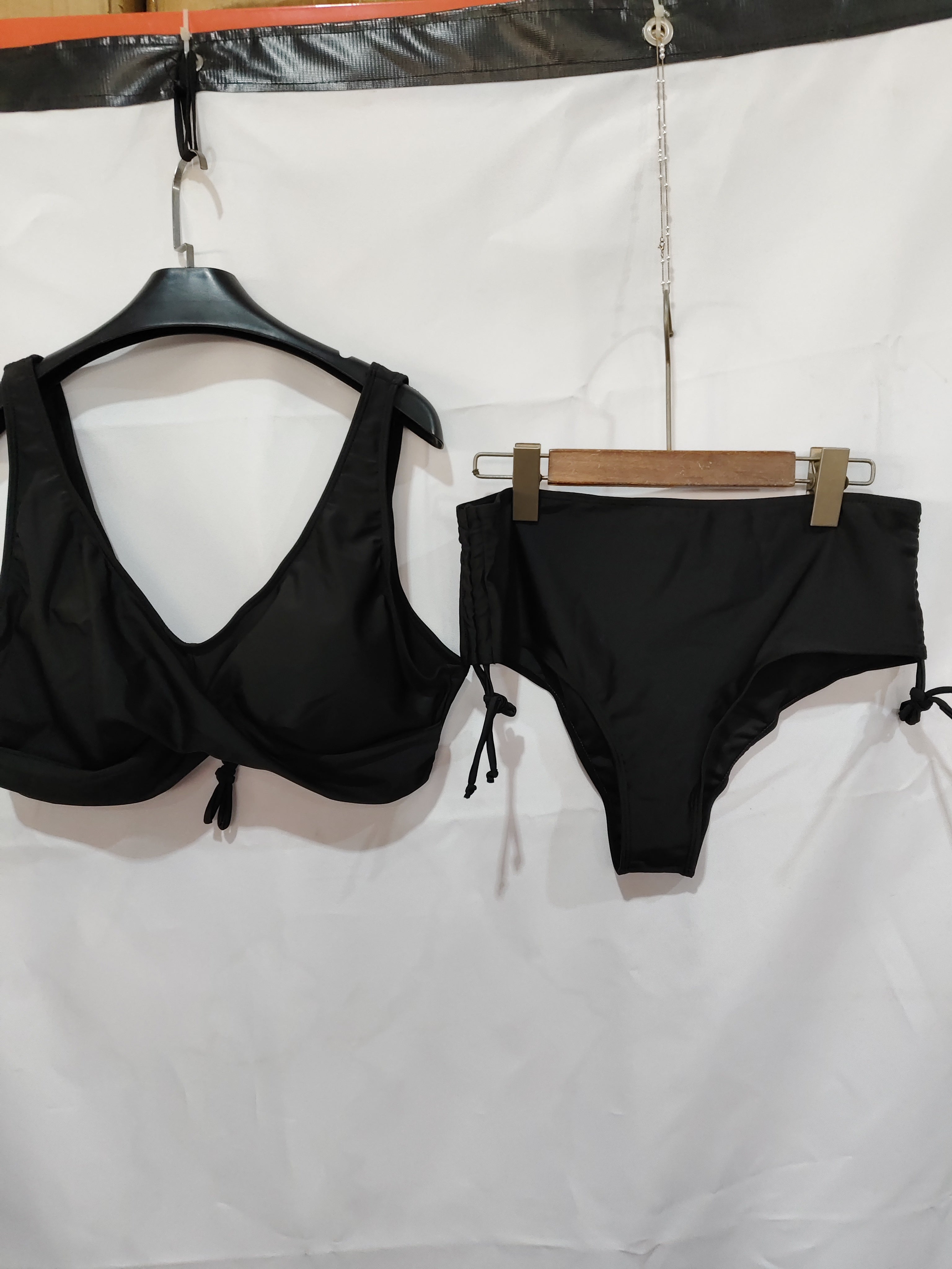 Fashion Strappy Bikini Swimsuit Woman